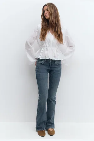 Gina Tricot Ultra low bootcut jeans - Low waist jeans - Blåt - 32 - Dame