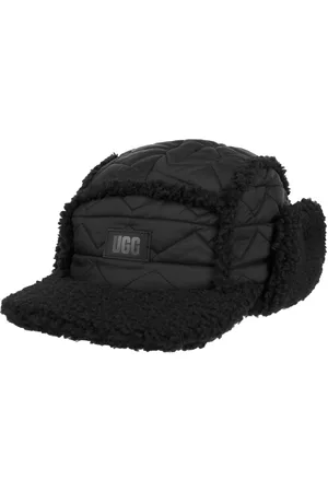 UGG Fownes All Weather Fluff Kasket by