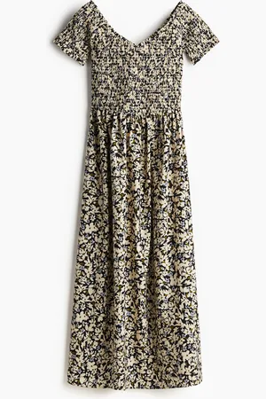 H&M Smocksyet off shoulder-kjole