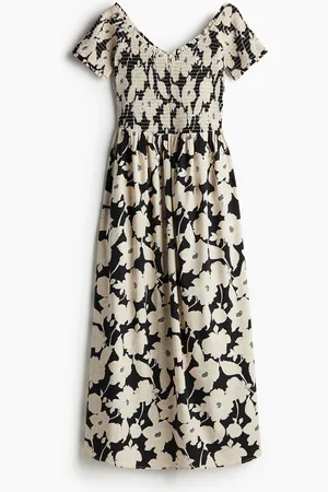 H&M Smocksyet off shoulder-kjole