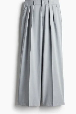 H&M Essential Suiting Pleated Trousers