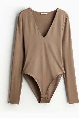 H&M Body med V-udskæring