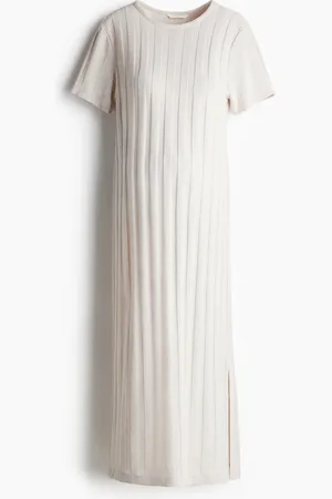 H&M MAMA Ribbet kjole