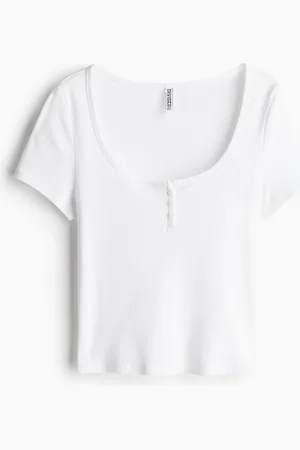 H&M Udringet T-shirt med knapper foroven