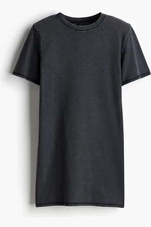 H&M T-shirtkjole med skulderpuder