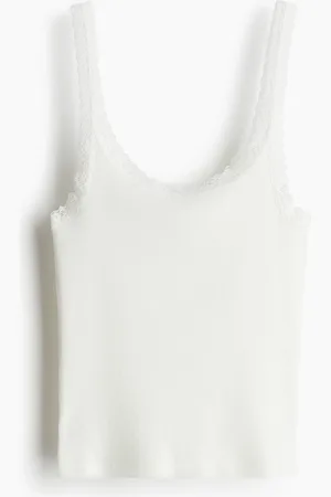 H&M Tanktop med blondekanter