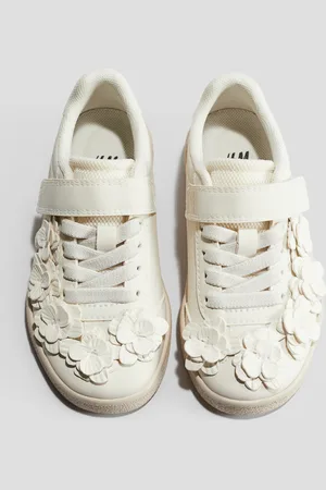 H&M Sneakers med blomsterdetalje