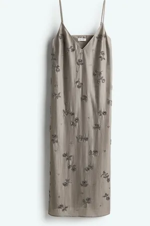 H&M Kjole med perlepynt