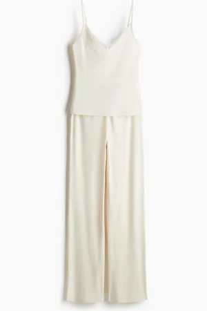H&M Ribbet natsæt med blondekant