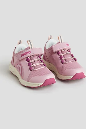 H&M Tec Shoes, Enkka