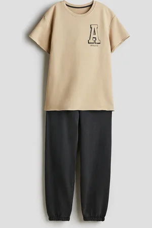 H&M Natsæt i sweatshirtkvalitet af bomuld