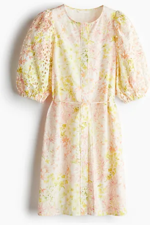 H&M Kjole med ærmer i broderie anglaise