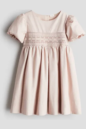H&M Kjole med broderier