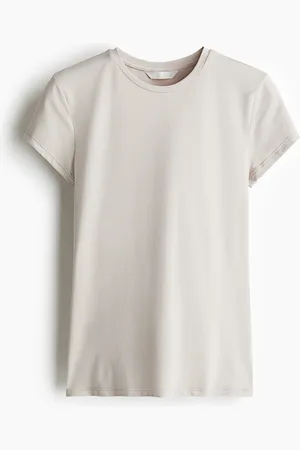 H&M Tætsiddende T-shirt