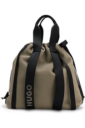 HUGO BOSS Tote bag i strikket struktur med løbesnorslukning