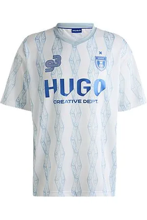 HUGO BOSS T-shirt med oversize fit og fodboldinspireret grafik