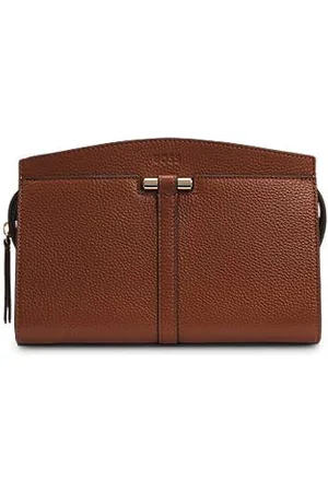 HUGO BOSS Skuldertaske i kornet læder med detaljer i metal