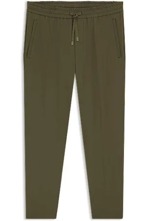 HUGO BOSS Tapered fit bukser i vandskyende stof med stræk