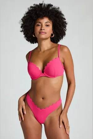 Hunkemöller Højskåret Bikinitrusse Scallop