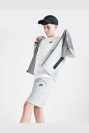 Nike TECH FLEECE OLDER