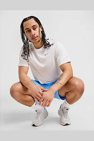 Nike Stride T-Shirt
