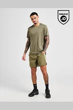 Nike Challenger 7" Shorts