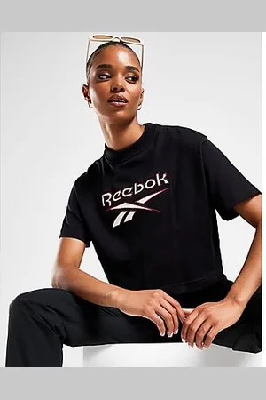 Reebok Classic Logo Crop T-Shirt