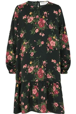 Rosemunde Kjole - Black Bouquet Rose Print