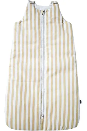 Pine Cone Sovepose - 0-6 mdr. - Mustard Stripe