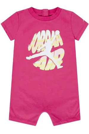 Jordan Sommerdragt - Play - Laser Fuchsia