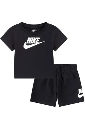 Nike ShortssÃ¦t - T-shirt/Shorts - Sort