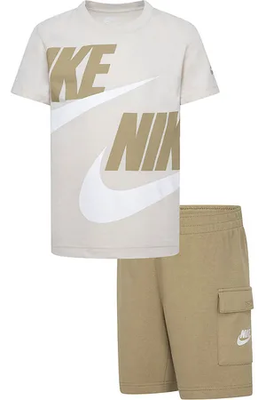Nike ShortssÃ¦t - T-shirt/Shorts - Parachute Beige