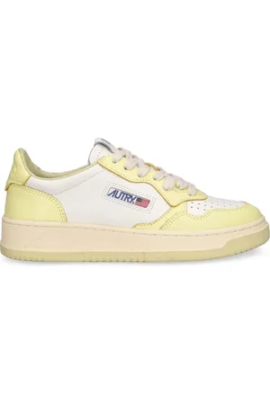 Autry Medalist Low Leather Sneakers