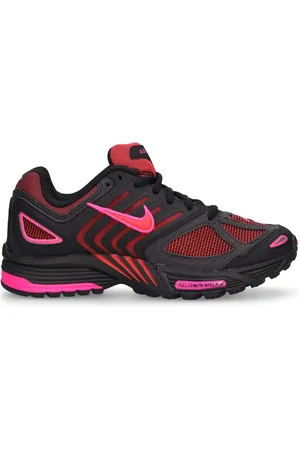 Nike Air Pegasus 2k5 Sneakers