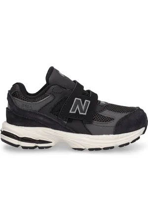 New Balance 2002 Leather Sneakers