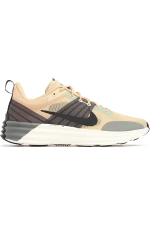 Nike Lunar Roam Sneakers