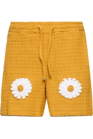 HARAGO Daisy Appliqué Crochet Shorts