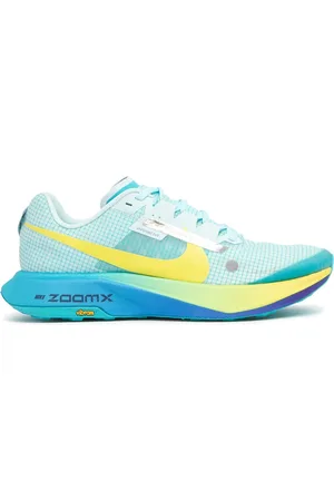 Nike Ultrafly Sneakers