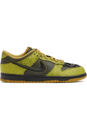 Nike Dunk Low Retro Sneakers