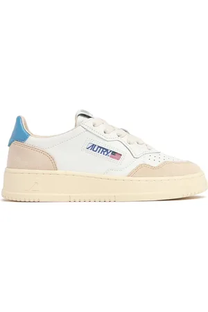 Autry Medalist Lace-up Sneakers