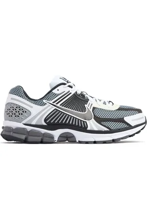 Nike Zoom Vomero 5 Sneakers