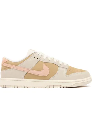 Nike Dunk Low Sneakers