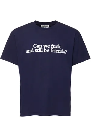 CARNE BOLLENTE Benefits With Friends T-shirt