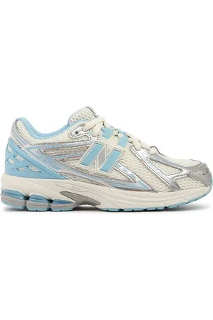 New Balance 1906 Sneakers