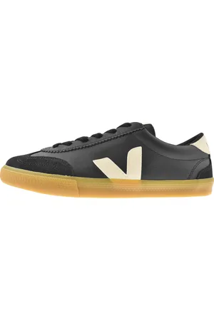 Veja Volley Leather Trainers