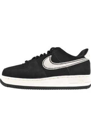 Nike Air Force 1 07 Trainers