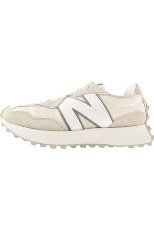 New Balance 327 Trainers