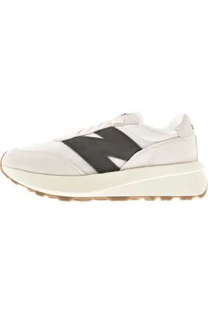 New Balance 370 Trainers