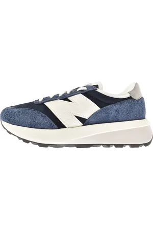 New Balance 370 Trainers