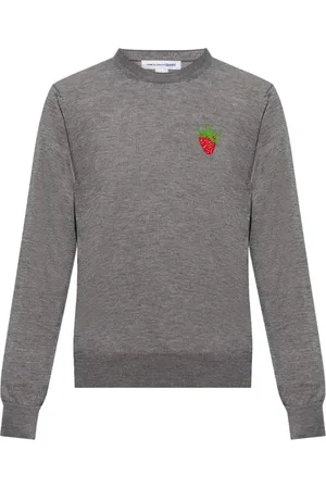 Comme des Garçons Strik, Herre, Grå, L, Uld, Rundhalset sweater med broderede jordbær